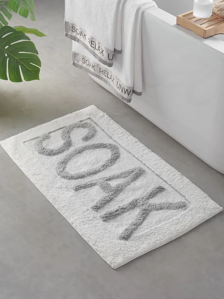 Catherine Lansfield White Soak Bath Mat